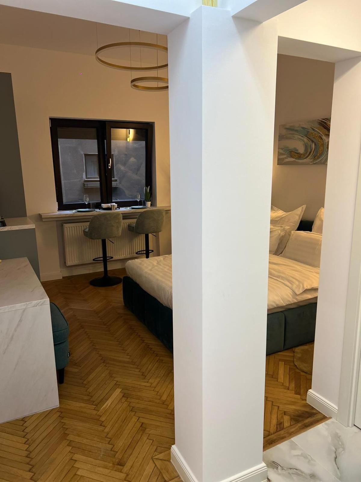 Style Central Bucharest Luaran gambar